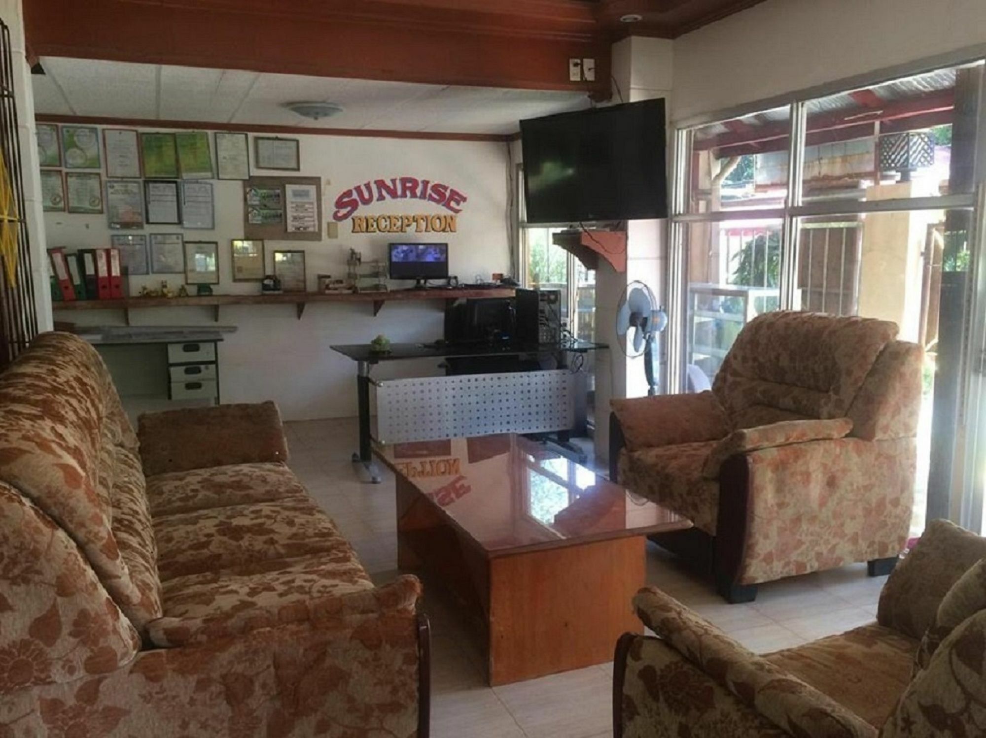 Sunrise Apartelle Olongapo Extérieur photo